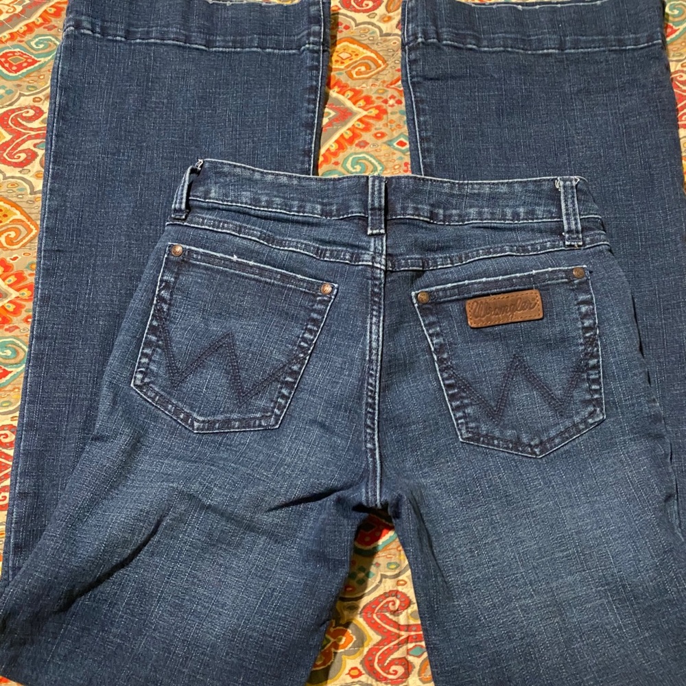 Womens Wrangler Jeans size 5